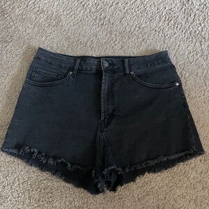 Black rewash Jean shorts